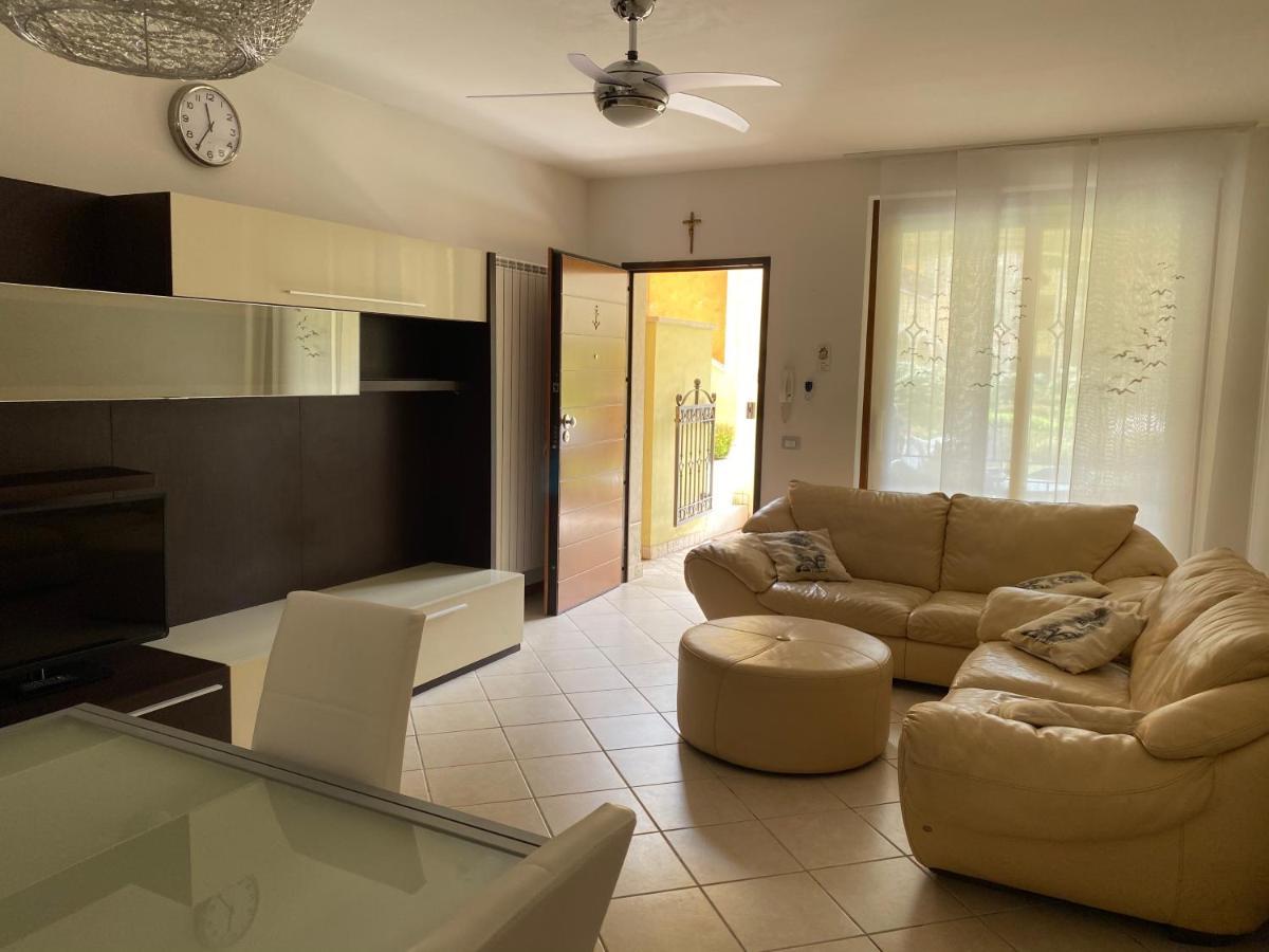 Appartamento Fronte Lago Casa Vacanze Toscolano-Maderno Esterno foto